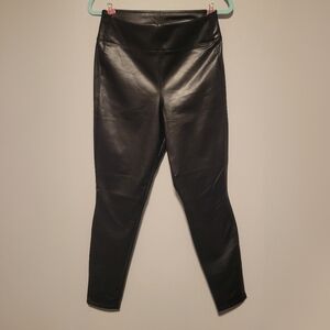 Faux leather pants Gap size M